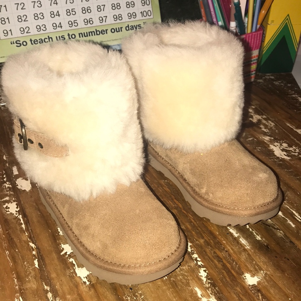 New Ugg toddler boots
